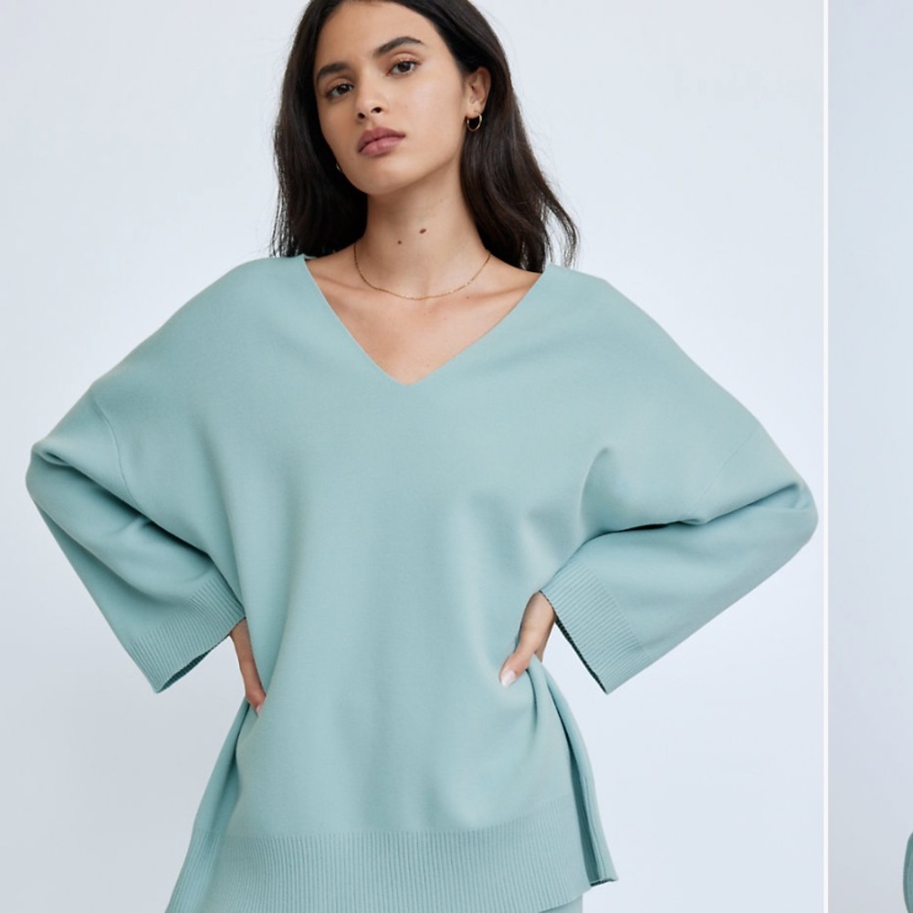 NWT WILFRED SOUVENIR SWEATER - SIZE 1